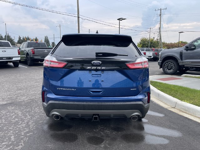Certified 2022 Ford Edge Titanium w/ Class II Trailer Tow Package AWD/4WD image 3