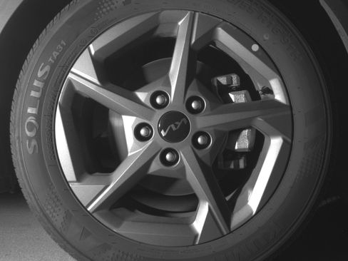 Used 2025 Kia K4 LXS image 13