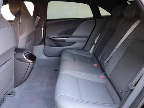 Used 2025 Lucid Air Touring AWD/4WD image 19