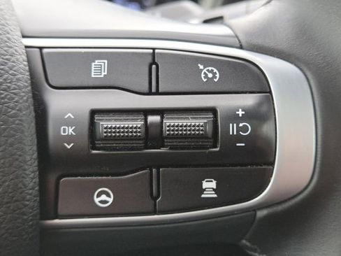 Used 2023 Kia K5 GT-Line image 13