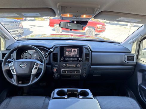 Used 2021 Nissan Titan S w/ S Utility Package image 12