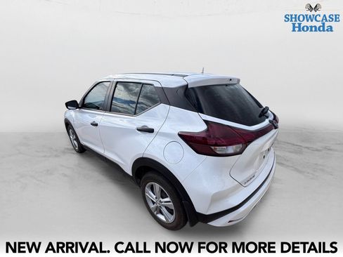 Used 2024 Nissan Kicks S FWD image 4