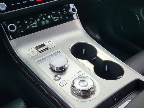 New 2026 Genesis GV70 2.5T Sport Prestige AWD/4WD image 16