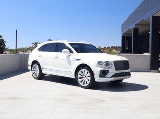 Certified 2023 Bentley Bentayga AWD/4WD video 1