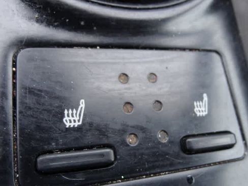 Used 2018 Toyota Camry LE image 16