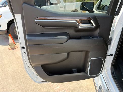 Used 2024 Chevrolet Silverado 1500 LT w/ Protection Package AWD/4WD image 32