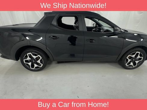 Used 2023 Hyundai Santa Cruz Limited AWD/4WD image 2