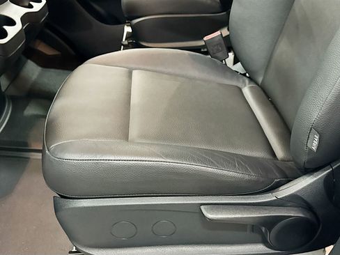 Used 2025 Mercedes-Benz Sprinter 2500 image 19