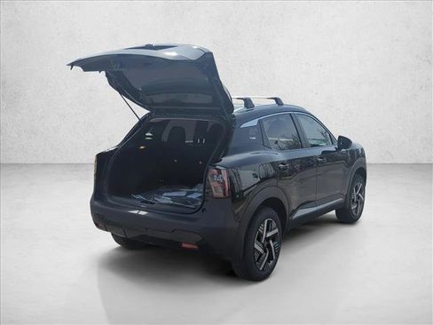 New 2026 Nissan Kicks SV image 8