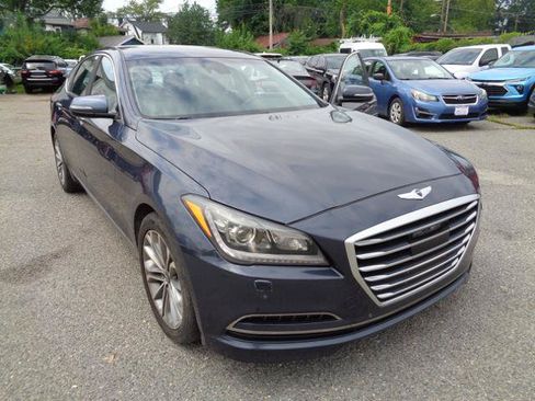 Used 2017 Genesis G80 3.8 RWD image 25