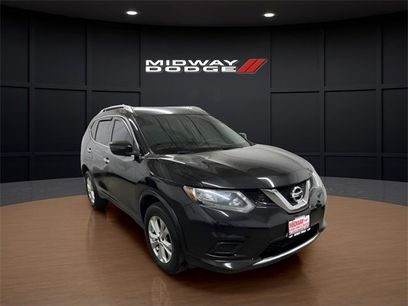 Used 2016 Nissan Rogue SV