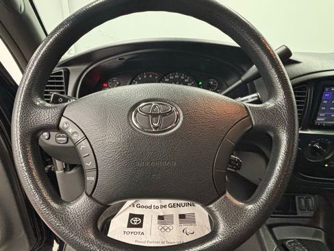 Used 2006 Toyota Tundra Darrell Waltrip Edition image 19