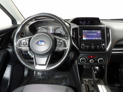 Used 2020 Subaru Crosstrek 2.0i Premium w/ Moonroof Package 2 AWD/4WD image 11