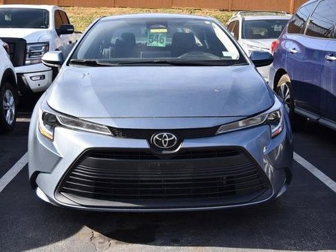 Used 2024 Toyota Corolla LE image 3