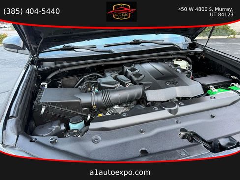 Used 2018 Toyota 4Runner SR5 image 28