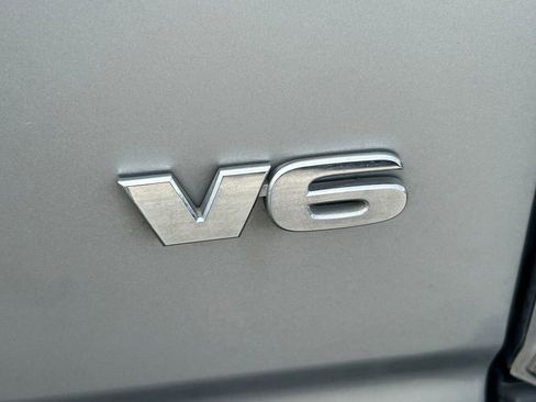 Certified 2023 Toyota Tacoma TRD Sport w/ Technology Package image 12