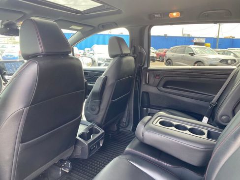 Certified 2024 Honda Odyssey Sport image 15