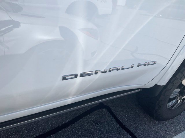 Used 2024 GMC Sierra 2500 Denali w/ Denali Reserve Package AWD/4WD image 9