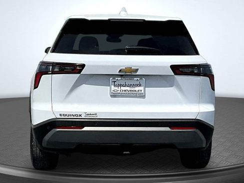 Used 2025 Chevrolet Equinox LT image 5