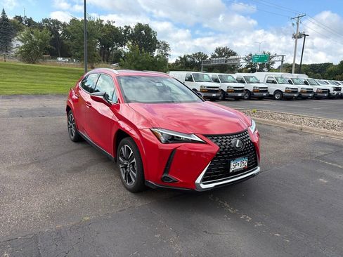 Used 2024 Lexus UX 250h AWD w/ Premium Package image 9
