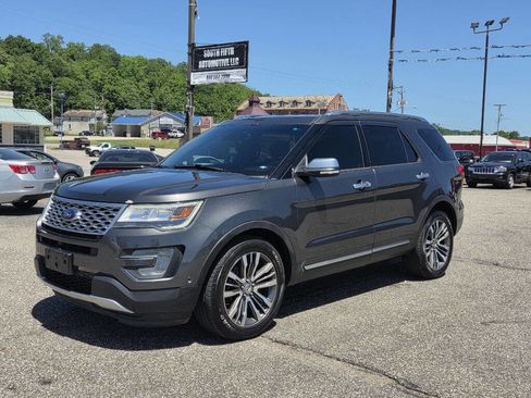 Used 2017 Ford Explorer Platinum AWD/4WD image 1