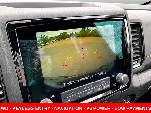 Used 2024 Nissan Frontier PRO-4X w/ Technology Package AWD/4WD image 15