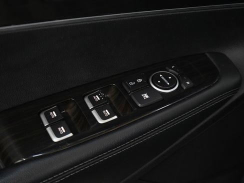 Used 2020 Kia Sorento S AWD/4WD image 23