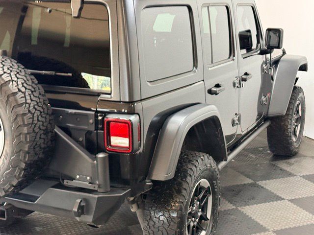 Used 2018 Jeep Wrangler Unlimited Rubicon AWD/4WD image 12