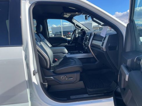 Used 2021 Ford F250 Platinum image 17