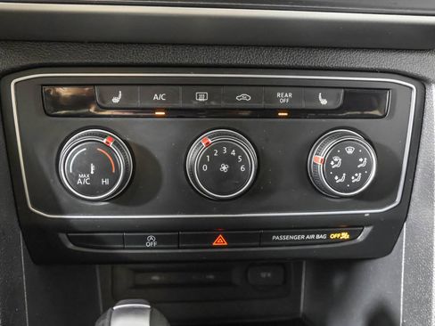 Used 2022 Volkswagen Atlas SE image 29