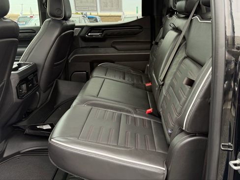 Used 2024 GMC Sierra 1500 AT4X image 30