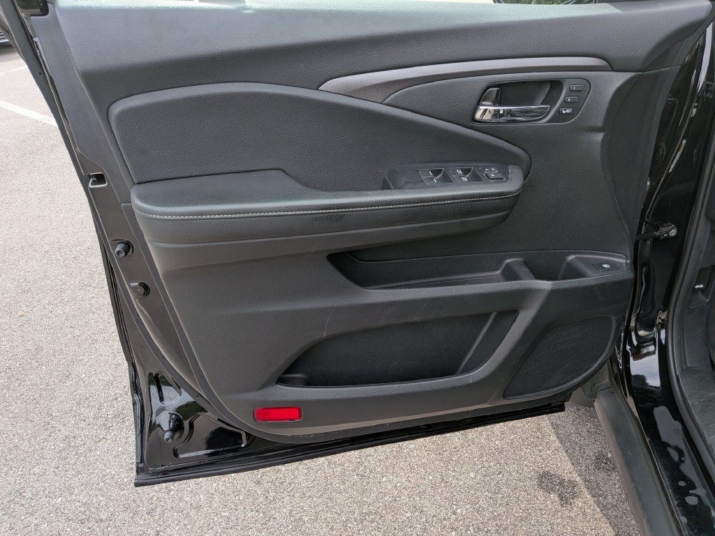 Used 2023 Honda Ridgeline RTL image 9