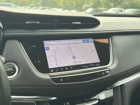 Certified 2023 Cadillac XT5 Premium Luxury AWD/4WD image 7