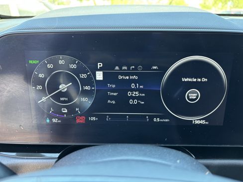 Certified 2023 Kia Niro Wind FWD image 27