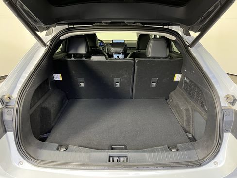 Used 2022 Ford Mustang Mach-E Premium image 5