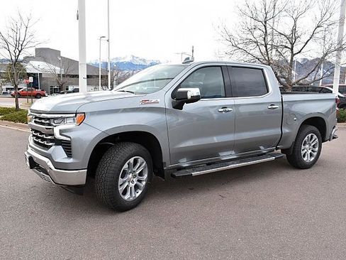 New 2026 Chevrolet Silverado 1500 LTZ w/ LTZ Premium Package image 3