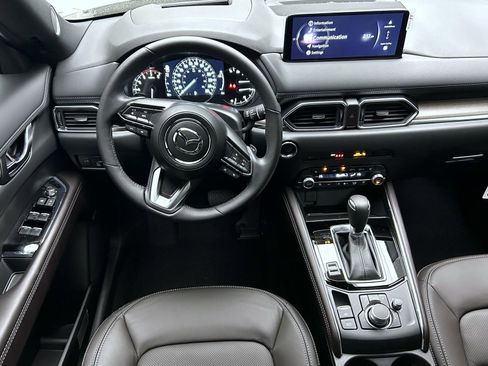New 2025 MAZDA CX-5 Signature image 13