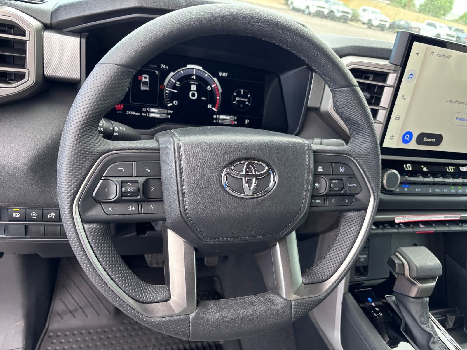 Used 2026 Toyota Tundra Limited AWD/4WD image 18