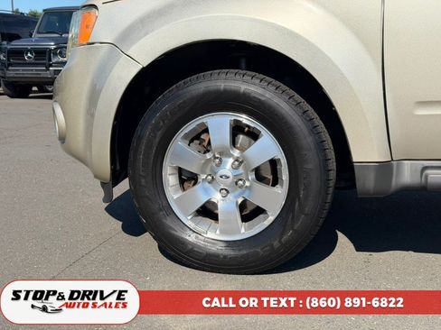 Used 2012 Ford Escape Limited AWD/4WD image 9