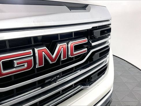 Used 2024 GMC Sierra 1500 SLT w/ SLT Premium Plus Package AWD/4WD image 30