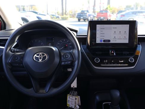 Used 2024 Toyota Corolla LE image 21