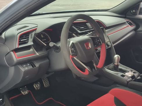 Used 2021 Honda Civic Type R image 10