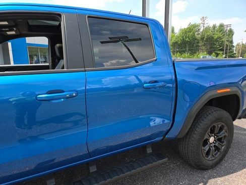 Used 2024 GMC Canyon Elevation w/ Convenience Package AWD/4WD image 39