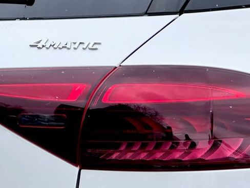 New 2026 Mercedes-Benz GLE 450e 4MATIC image 12