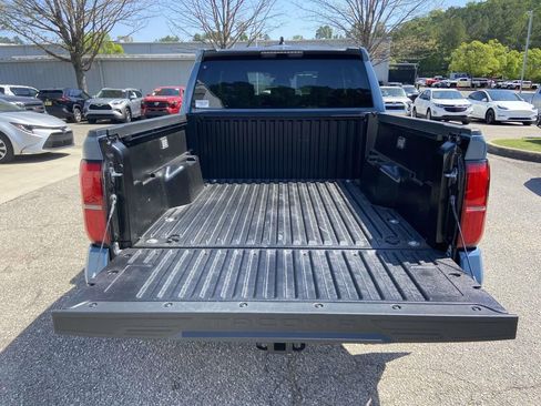 Used 2026 Toyota Tacoma SR5 RWD image 10