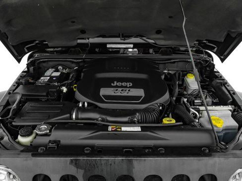 Used 2012 Jeep Wrangler Rubicon image 35