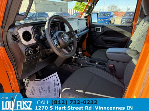 Used 2025 Jeep Wrangler Sport S w/ Convenience Group image 11