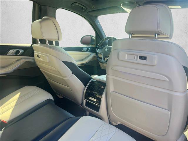 Used 2019 BMW X7 xDrive50i w/ Executive Package AWD/4WD image 22