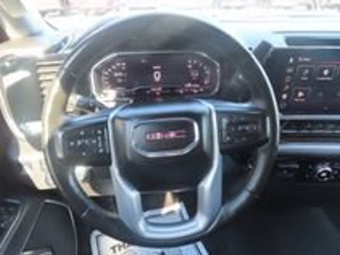 Used 2025 GMC Sierra 1500 SLT AWD/4WD image 6