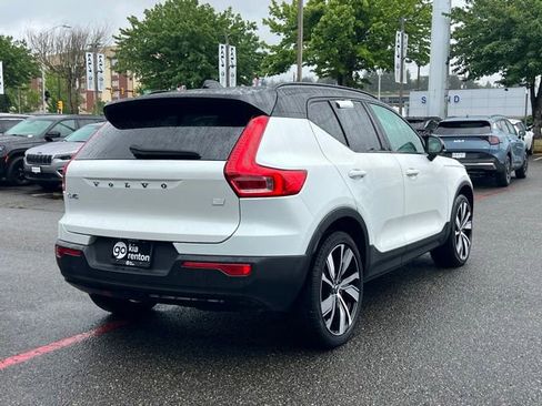 Used 2022 Volvo XC40 P8 Recharge Ultimate AWD/4WD image 7